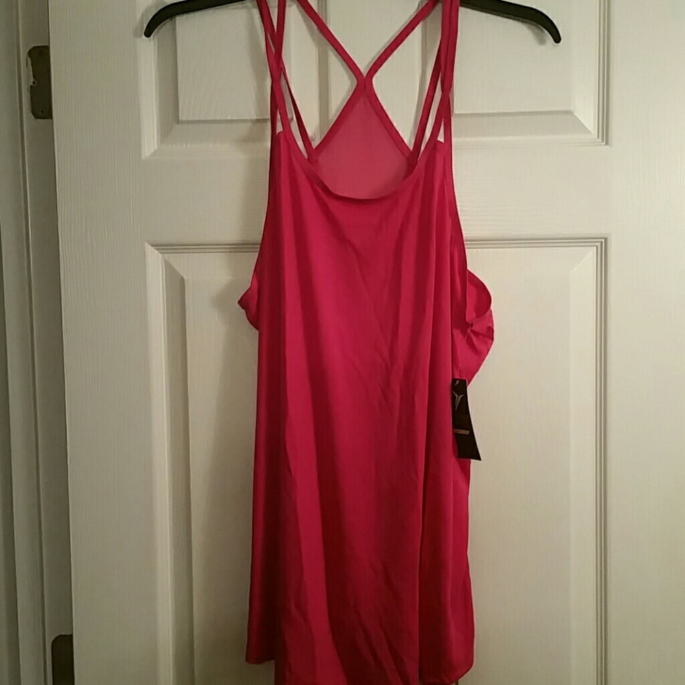 NWT - OLD NAVY ACTIVE SHIRT